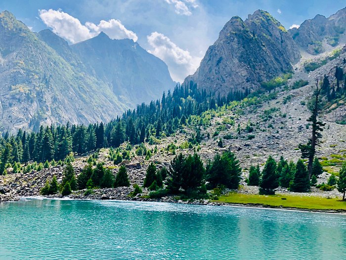 Best Places To Visit In Summers - Pakistans Summer Beauty